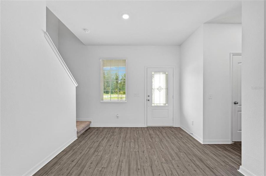 Spacious, unfurnished interior of a new home in , Poinciana (Image 10).