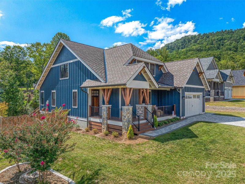 Image 30 of a home in . Image 30 of a home in .