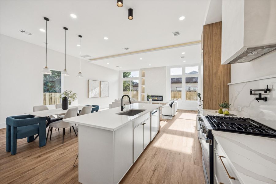 Furnished interior view inside a new home in , Houston (Image 31). Furnished interior view inside a new home in , Houston (Image 31).