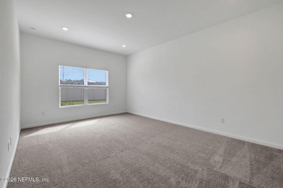 Spacious, unfurnished interior of a new home in Wilford Oaks, Orange Park (Image 34).