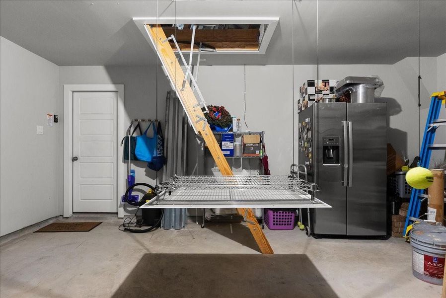 Furnished interior view inside a new home in Mustang Crossing, Alvin (Image 29).