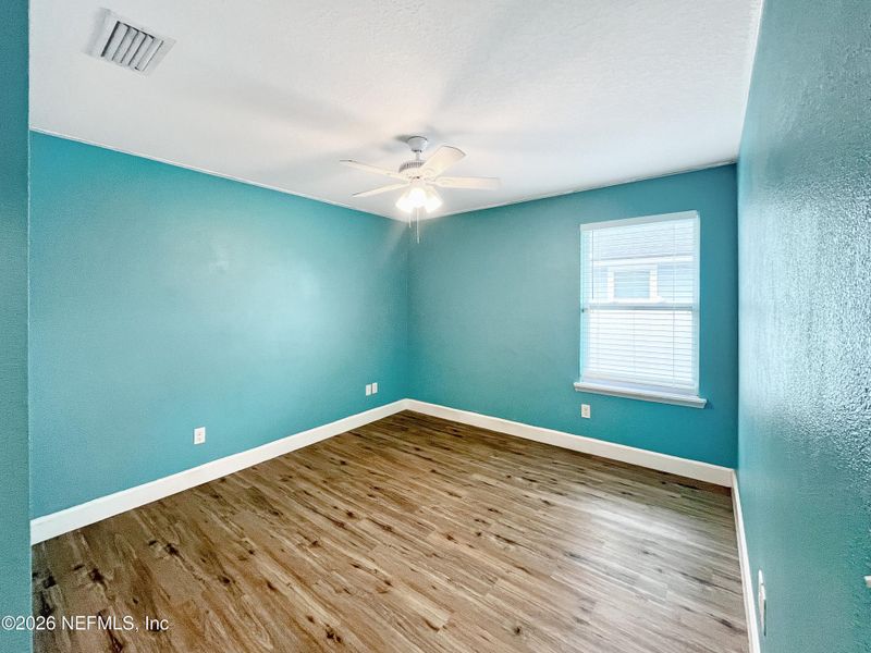 Spacious, unfurnished interior of a new home in , Jacksonville (Image 11).