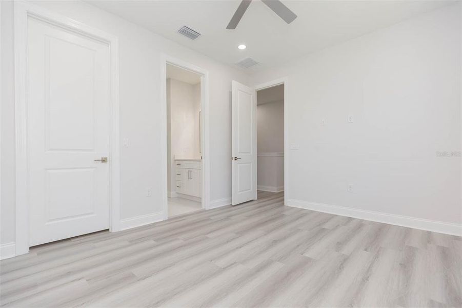 Spacious, unfurnished interior of a new home in , Tampa (Image 51). Spacious, unfurnished interior of a new home in , Tampa (Image 51).