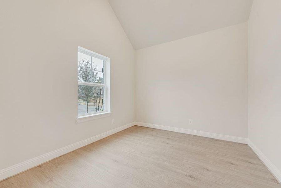 Spacious, unfurnished interior of a new home in Monterra, Fate (Image 15).