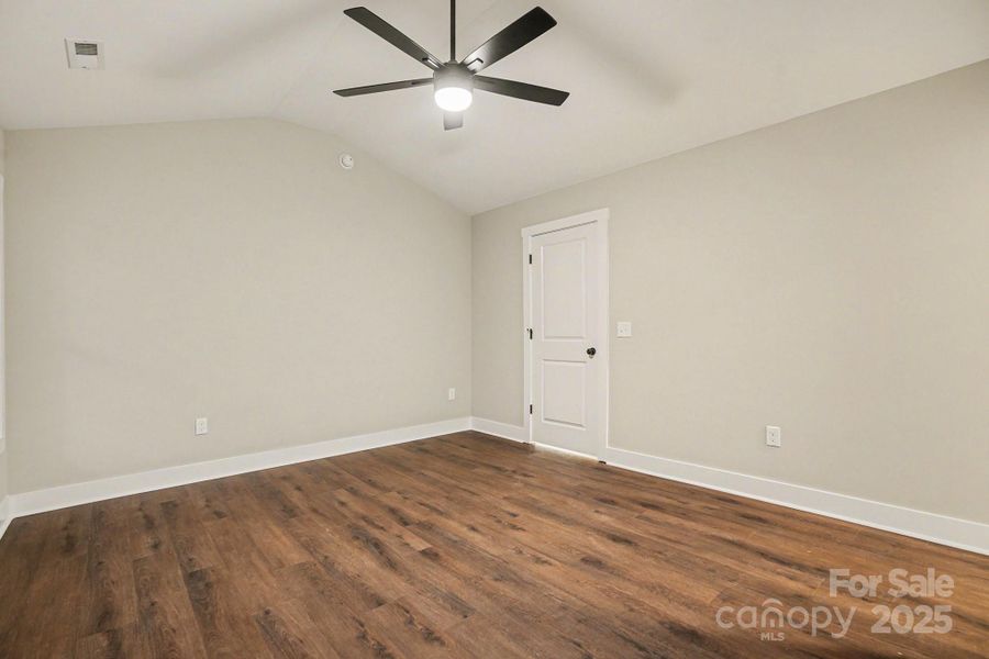 Spacious, unfurnished interior of a new home in , Mooresville (Image 14).