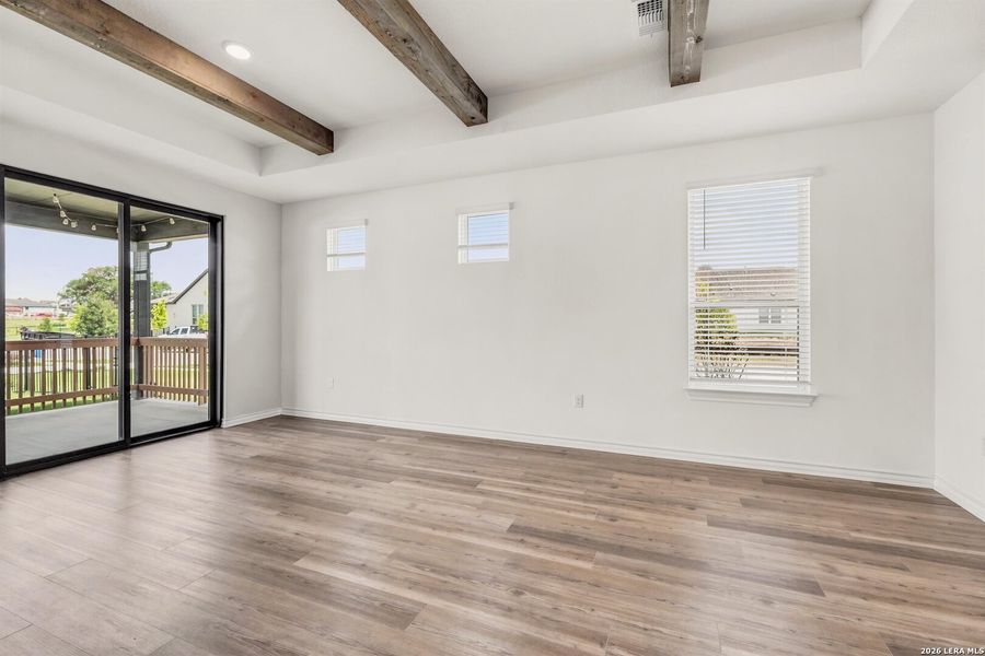 Spacious, unfurnished interior of a new home in , New Braunfels (Image 14).