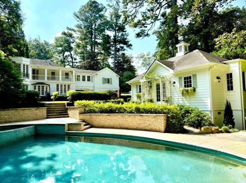 Image 3 of a home in . Image 3 of a home in .