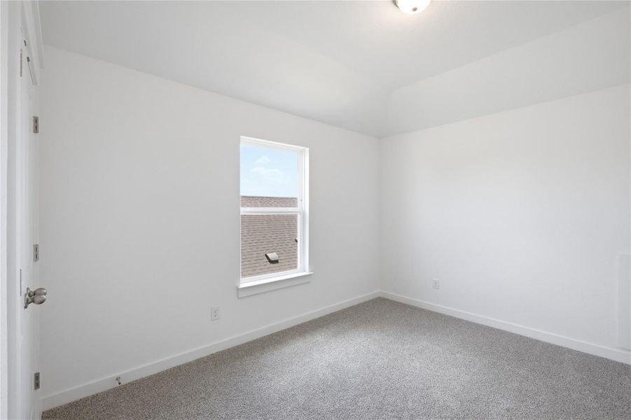 Spacious, unfurnished interior of a new home in Creeks Crossing, Elgin (Image 13). Spacious, unfurnished interior of a new home in Creeks Crossing, Elgin (Image 13).