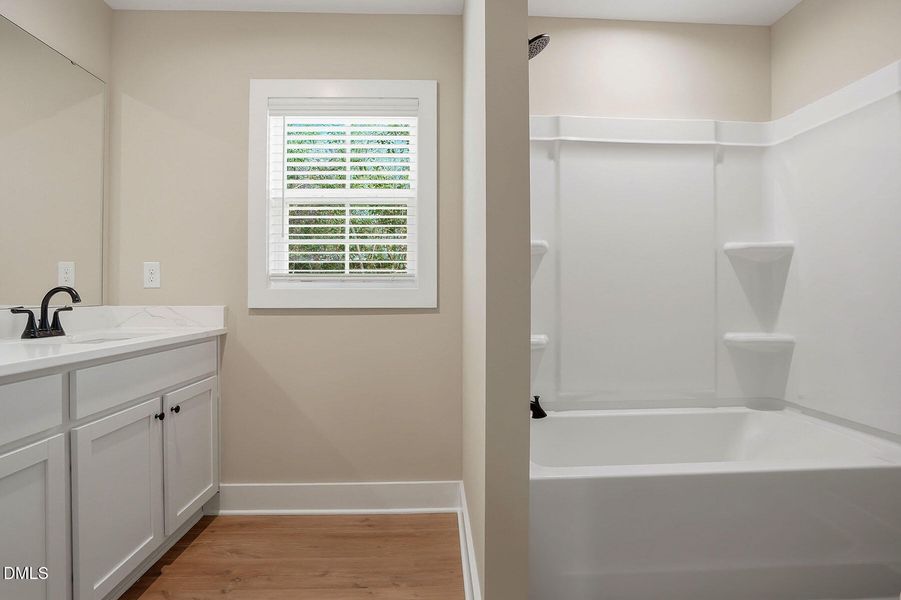 1107 N John St-99 1107 N John St-99