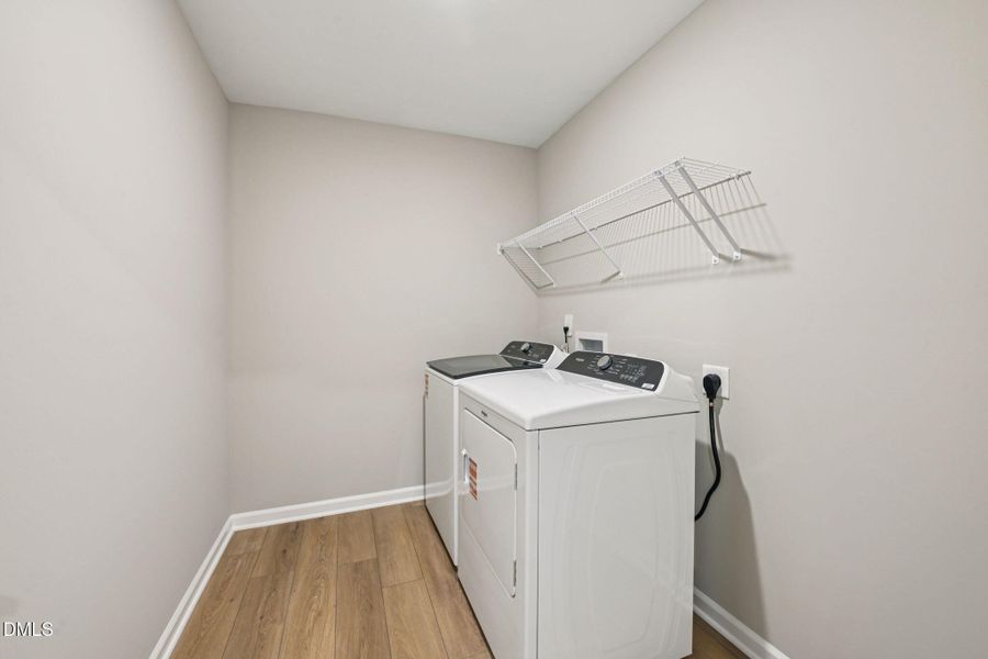 39-web-or-mls-Raleigh - Watkins Glen - 3 39-web-or-mls-Raleigh - Watkins Glen - 3