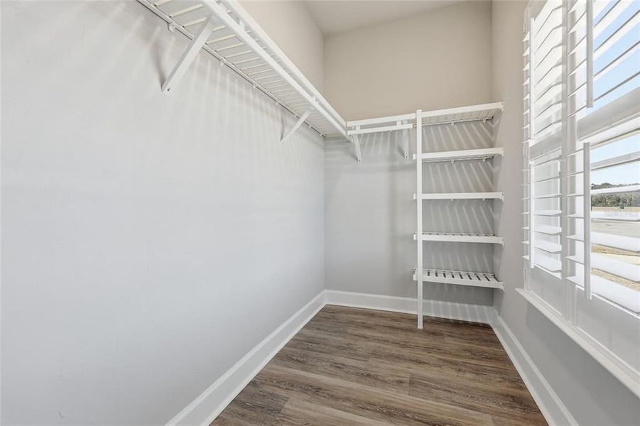 Spacious, unfurnished interior of a new home in , Gainesville (Image 22).