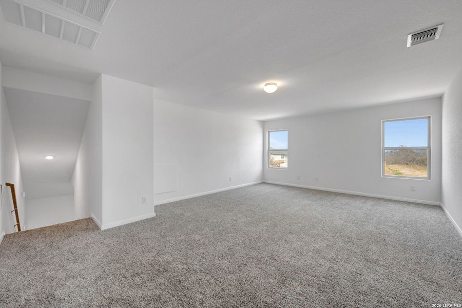 Spacious, unfurnished interior of a new home in Greenspoint Heights, Seguin (Image 42).