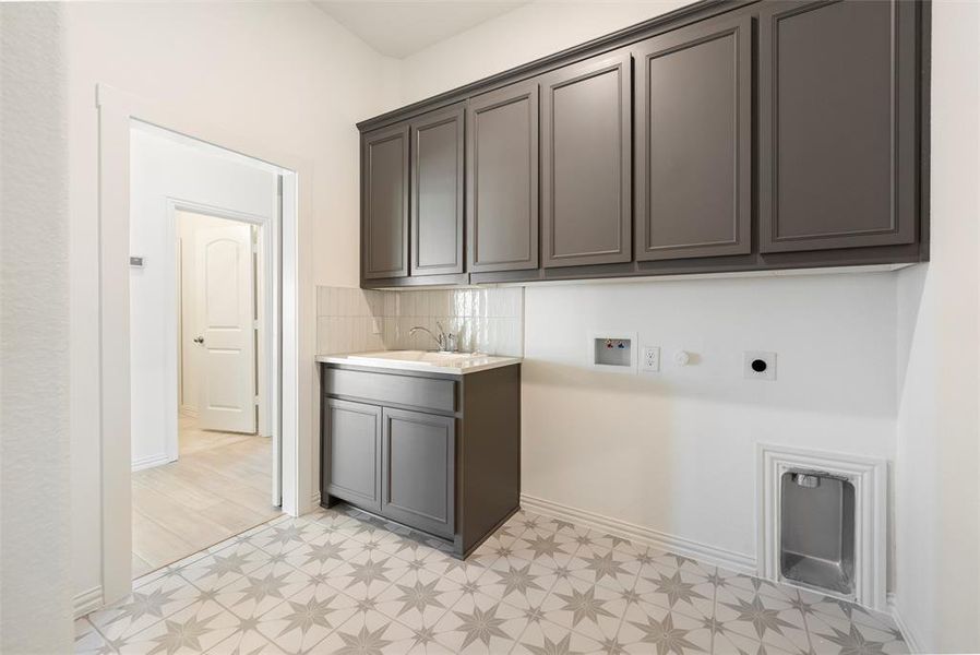 Furnished interior view inside a new home in Oak Grove Addition, Springtown (Image 8).