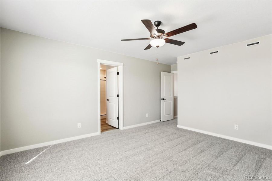 Spacious, unfurnished interior of a new home in , Commerce City (Image 23).