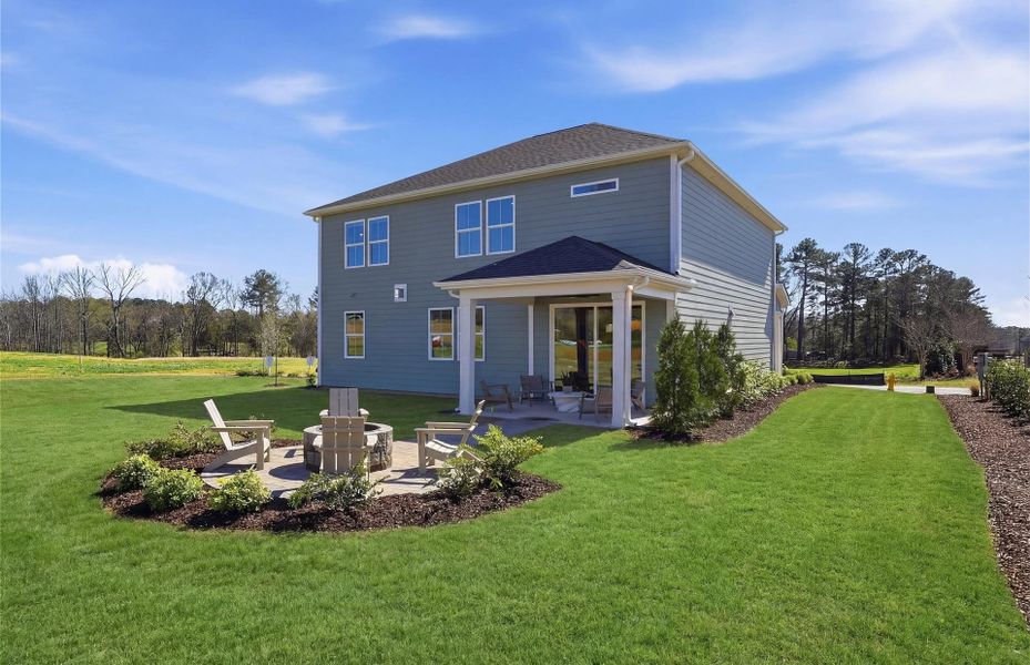 Representative exterior details of a home built from the Valen by Pulte Homes in Harrington, Greenville (Image 4).
