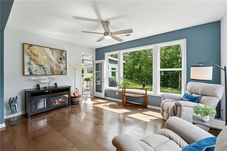 Furnished interior view inside a new home in Poplar Place, Dallas (Image 30).