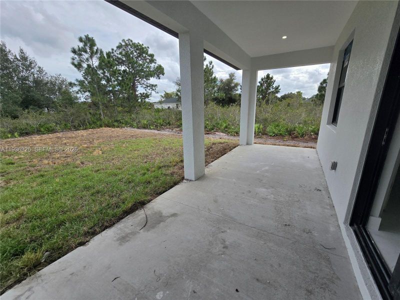 Exterior details and patio area of a home in , Lehigh Acres (Image 3).