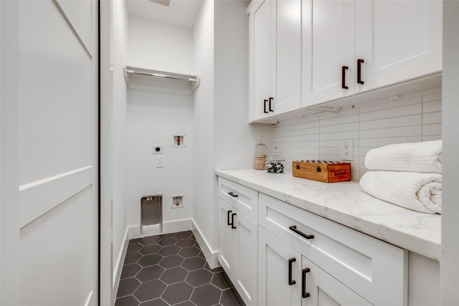 Furnished interior view inside a new home in , Houston (Image 34).