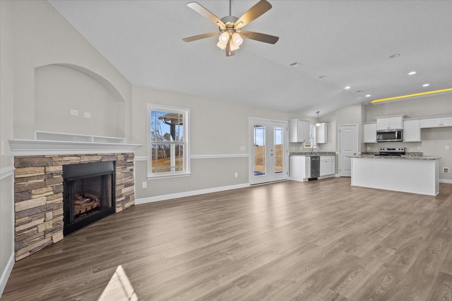 Representative unfurnished interior of a home built from the Brentwood by Enchanted Homes in Lonesome Dove, San Antonio (Image 27).