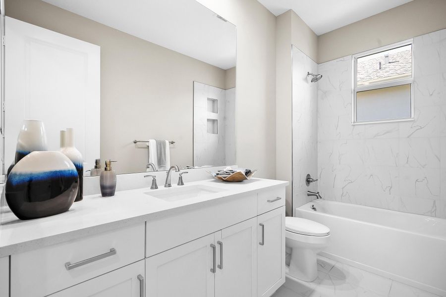 Secondary Bath | Mirador