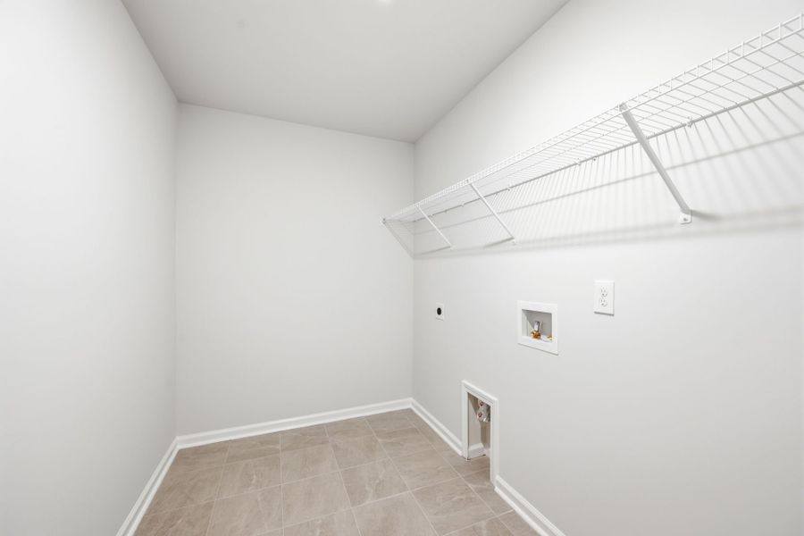 Spacious, unfurnished interior of a new home in Grand Arbor, Blythewood (Image 34).