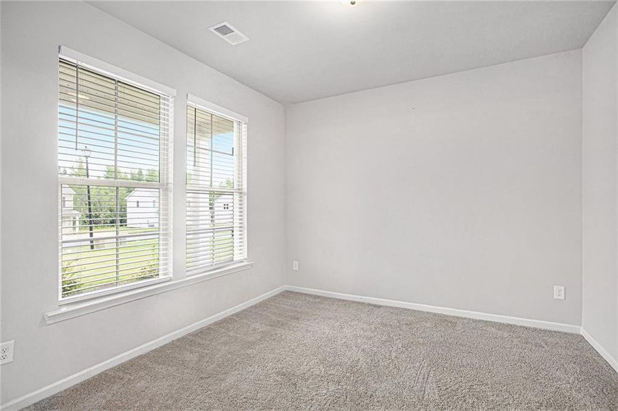 Spacious, unfurnished interior of a new home in Vineyard Park, Griffin (Image 13).