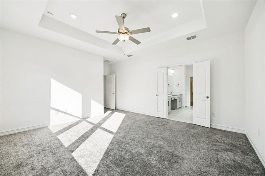 Spacious, unfurnished interior of a new home in , McKinney (Image 27). Spacious, unfurnished interior of a new home in , McKinney (Image 27).