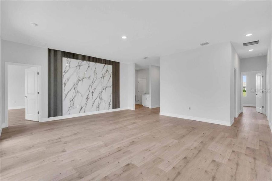 Spacious, unfurnished interior of a new home in , Punta Gorda (Image 23).