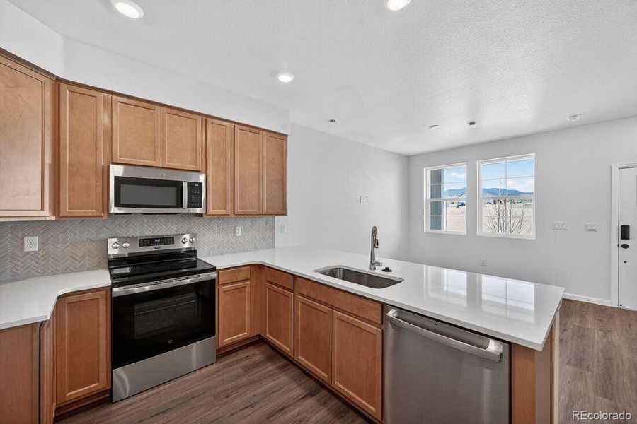 17165 W 91st Lane ~ Ready Now