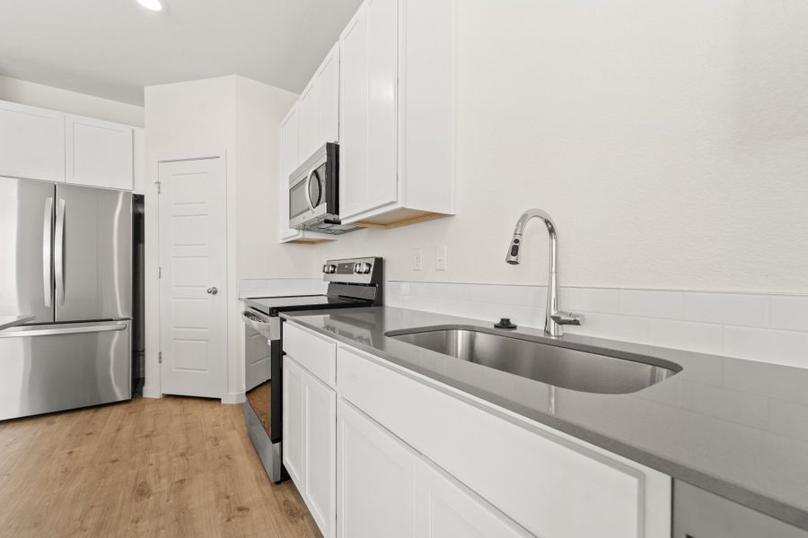 3921 Green Ct - Kitchen Sink