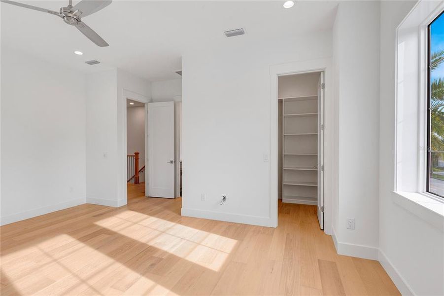 Spacious, unfurnished interior of a new home in , Tampa (Image 23). Spacious, unfurnished interior of a new home in , Tampa (Image 23).