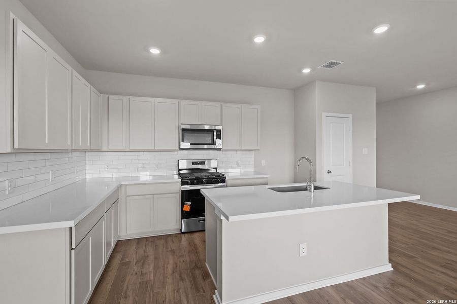 Furnished interior view inside a new home in Garden Grove, San Antonio (Image 6).