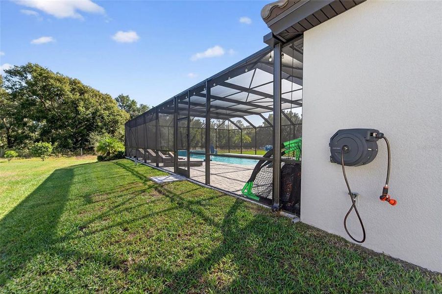 Exterior details and patio area of a home in Creek Ridge Preserve, Lithia (Image 4). Exterior details and patio area of a home in Creek Ridge Preserve, Lithia (Image 4).