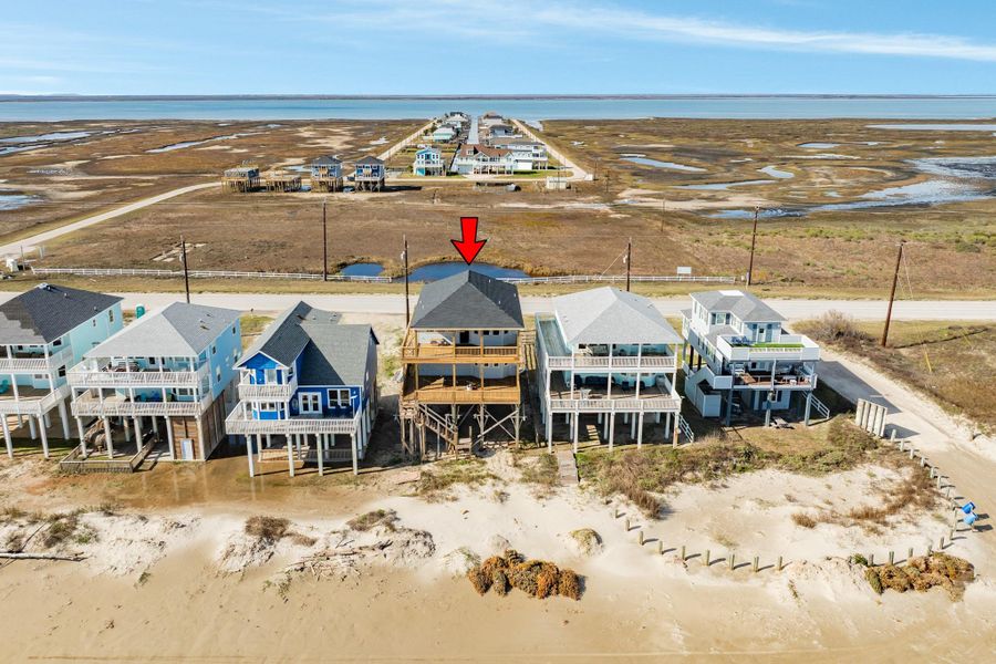 Image 6 of a home in . Image 6 of a home in .