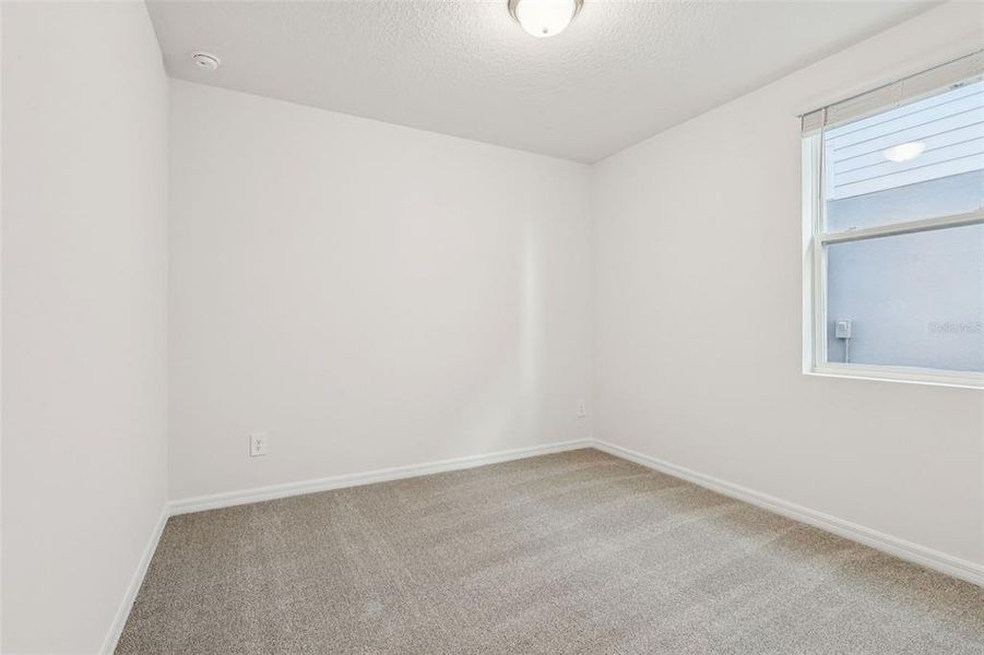 Spacious, unfurnished interior of a new home in The Reserve at Twin Lakes, St. Cloud (Image 32).