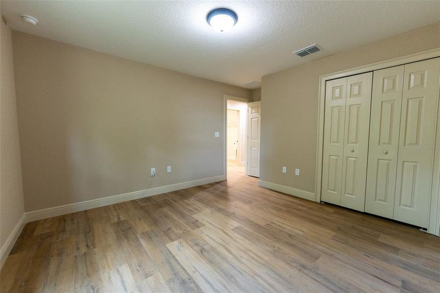 Spacious, unfurnished interior of a new home in , Ocala (Image 58).