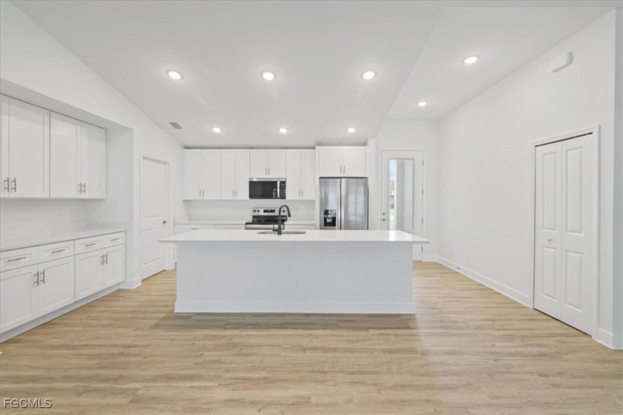 Image 32 of a home in Cape Coral.