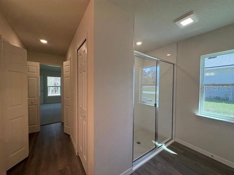 Spacious, unfurnished interior of a new home in , Ocala (Image 18). Spacious, unfurnished interior of a new home in , Ocala (Image 18).