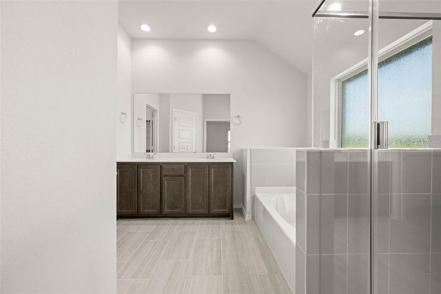 Image 40 of a home in Mountain Valley.