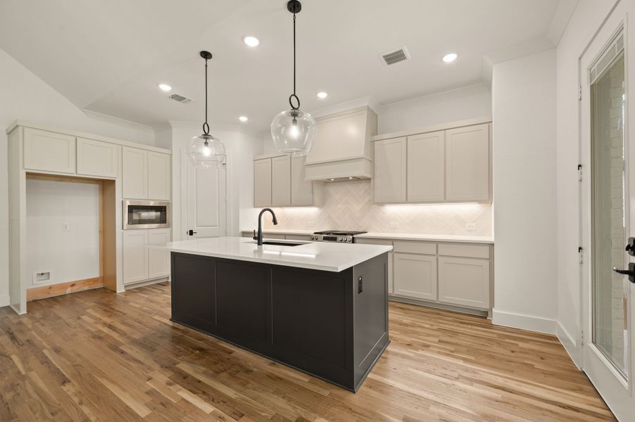 Furnished interior view inside a new home in Parks of Aledo, Aledo (Image 4). Furnished interior view inside a new home in Parks of Aledo, Aledo (Image 4).