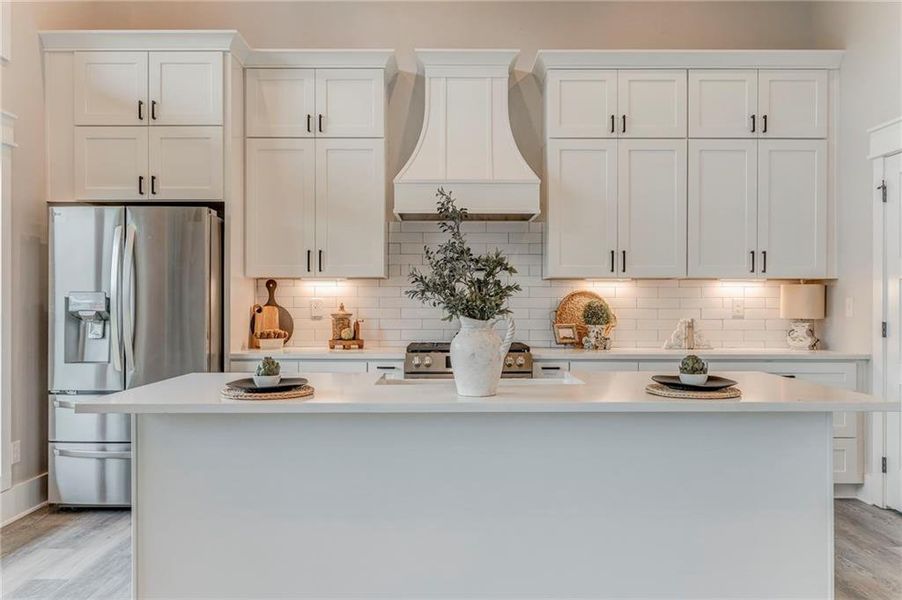 Furnished interior view inside a new home in , Ranger (Image 18).