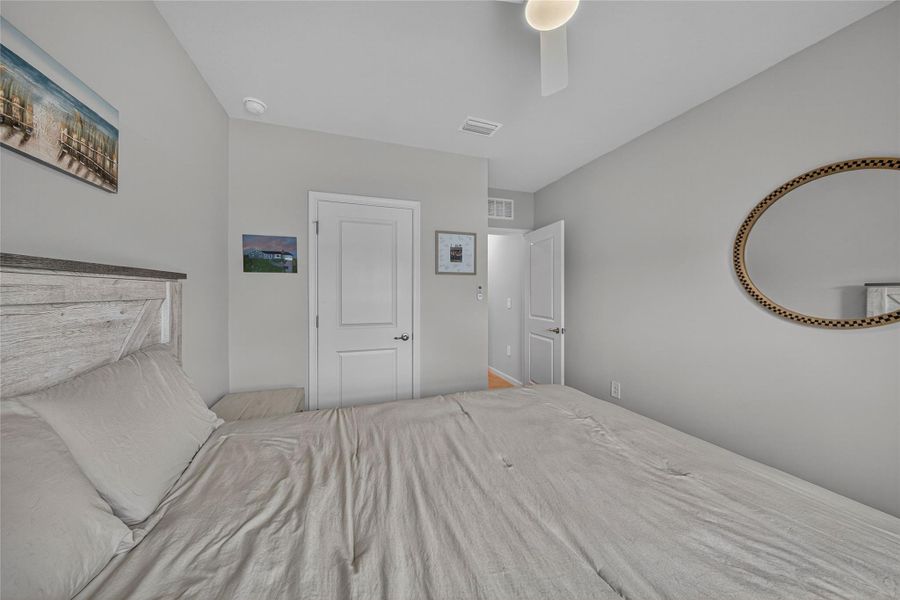 Furnished interior view inside a new home in , Port St. Lucie (Image 5).