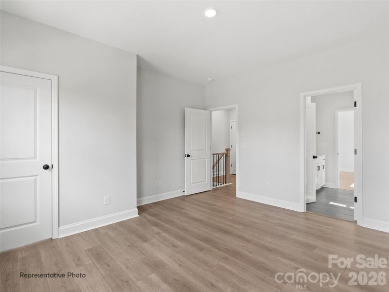 Spacious, unfurnished interior of a new home in , Asheville (Image 24).
