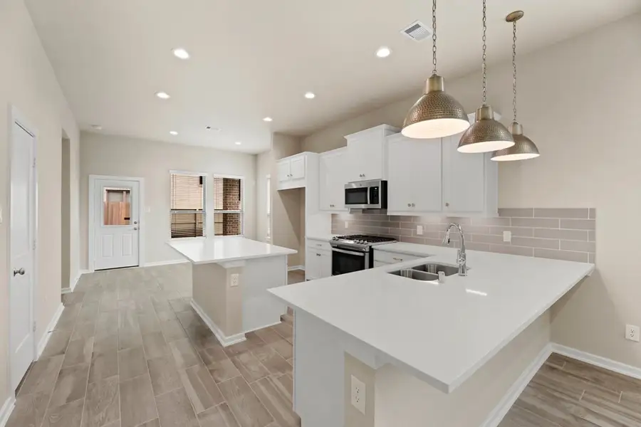 Furnished interior view inside a new home in Jordan Ranch, Fulshear (Image 4).