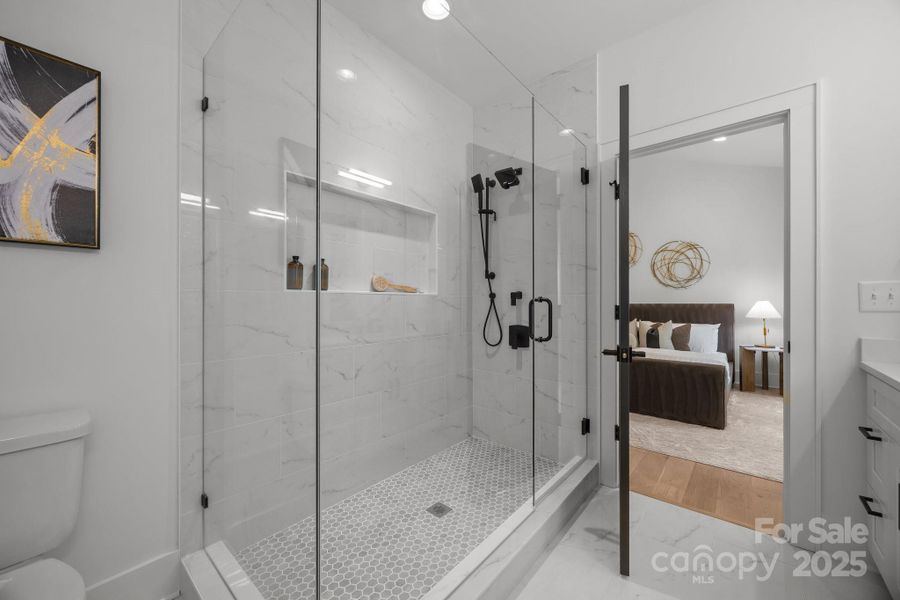 Image 38 of a home in .