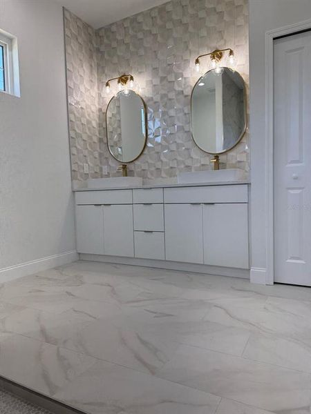 Furnished interior view inside a new home in , North Port (Image 9).