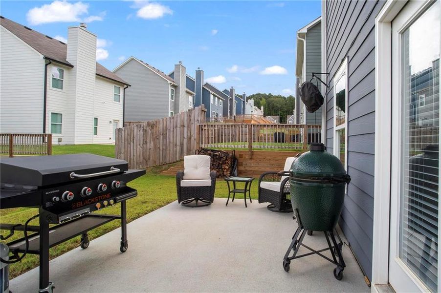 Furnished interior view inside a new home in , Cartersville (Image 6).