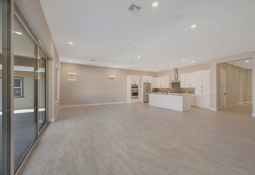 Trilogy Ridgecrest Venture HS 123 Great Room - 14 of 18
