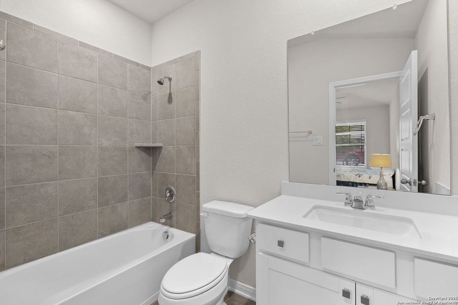 Furnished interior view inside a new home in Lark Canyon, New Braunfels (Image 9).