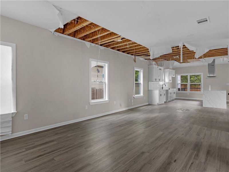 Spacious, unfurnished interior of a new home in , Atlanta (Image 30).